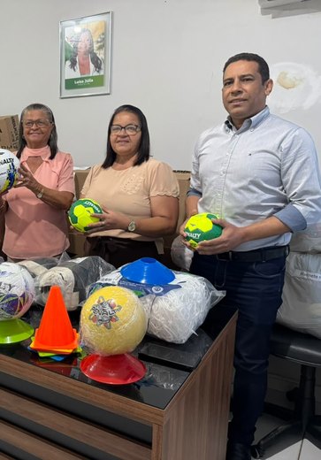 Prefeitura amplia estrutura esportiva de escolas com novos equipamentos