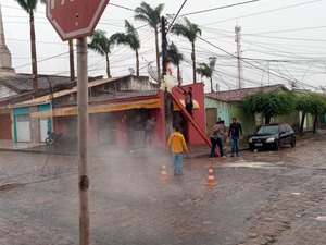 [Vídeo] Fogo em poste deixa moradores assustados no bairro Primavera