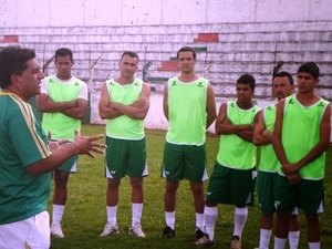 Palmeira dos Índios se reapresenta com atividade no estádio Juca Sampaio