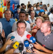 Prefeito assina ordem de serviço para construção de seis creches em Arapiraca