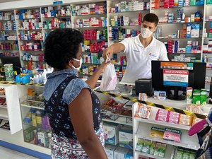 Brasil tem 64.909 mortes por Covid e 1.604.683 casos, aponta consórcio