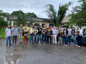 Emater realiza capacitação de equipe técnica na identificação e manejo de pragas e doenças das frutíferas