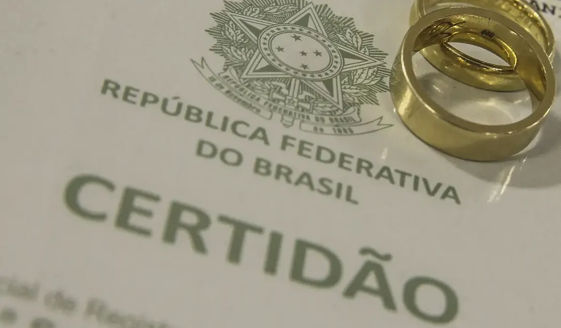 Pela primeira vez, uniões consensuais superam casamento formal no país