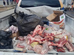 Vigilância Sanitária apreende 450 kg de carnes estragadas no Jacintinho