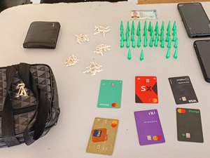 Cabeleireiro colombiano é preso com cocaína e pedras de crack em Arapiraca