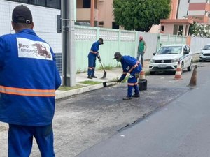 Ruas do Poço, Farol e Prado passam por manutenção