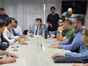 Defensoria Pública firma acordo com representantes da educação de Maceió sobre apoio escolar de crianças com TEA