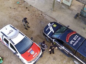 Operação para cumprimento de mandados judiciais prende três por tráfico de drogas