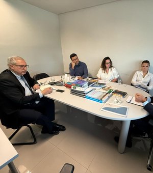 MPAL se reúne com FGV e levanta questões de espigões e construções no litoral norte de Maceió