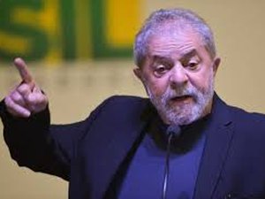 Ministério Público diz ao STJ que Lula tem direito a progredir para regime semiaberto