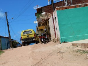 Traficantes de drogas trocam tiros com a polícia em Maragogi