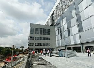 Secretário diz que Arena Corinthians é a obra mais atrasada para a Copa