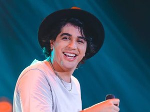 Felipe Amorim e Nattan se apresentam no Carnaval Rota dos Milagres