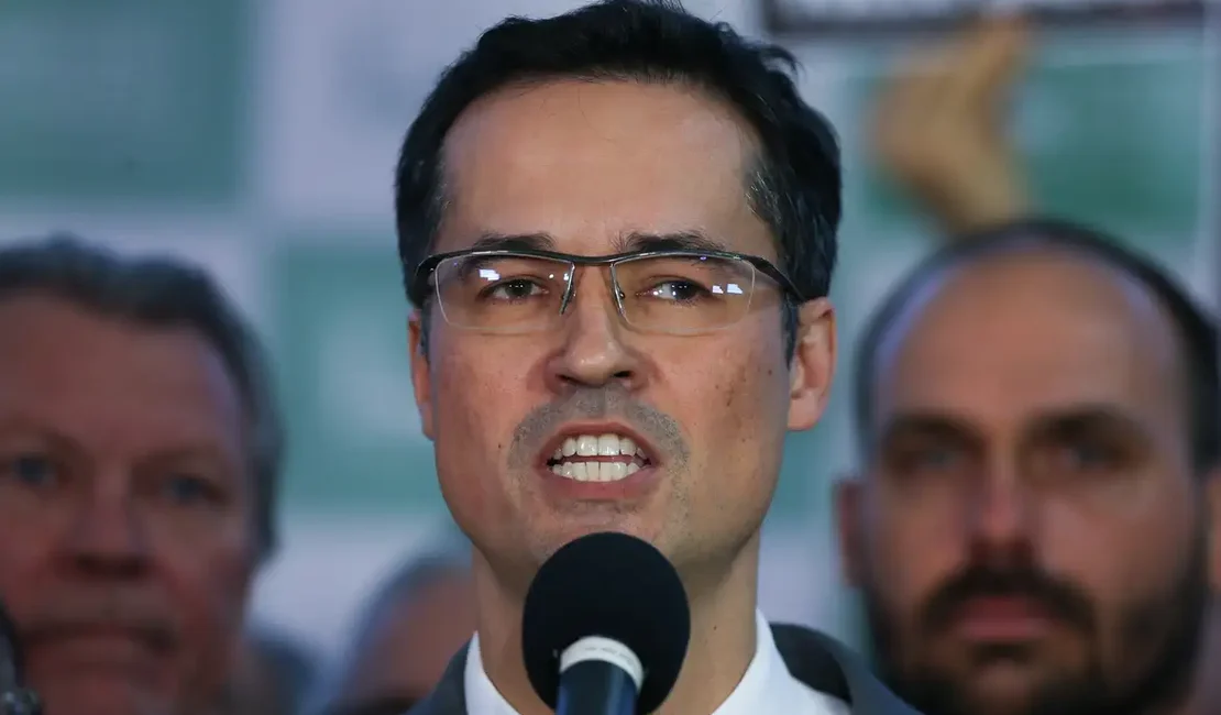 Maioria do TSE mantém suspensão da campanha de Deltan ao Senado