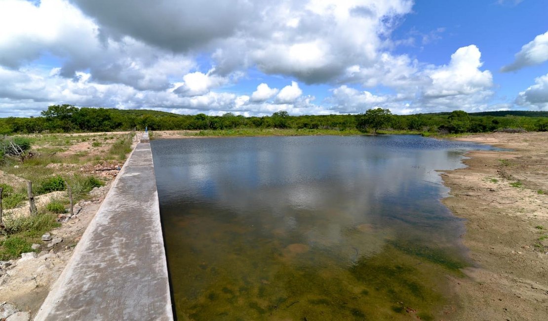 Água no sertão: governo entrega 17 barragens em Delmiro Gouveia e Água Branca