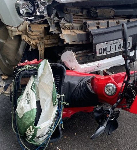Motociclista morre após colisão com caminhonete na BR-316, em Cacimbinhas