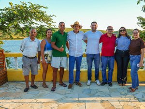 Lucas Barbosa amplia alianças no Sertão e destaca potencial turístico do interior alagoano