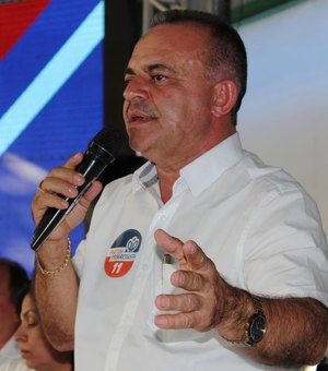 Ex-prefeito de Taquarana critica mudanças no horário de atendimento de hospital do município