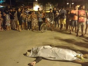 [Vídeo] Jovem é assassinado ao tentar impedir roubo em parque municipal