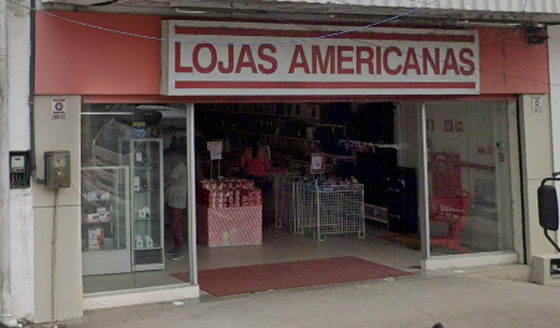 Criminosos invadem Lojas Americanas e furtam cofre em São Miguel dos Campos