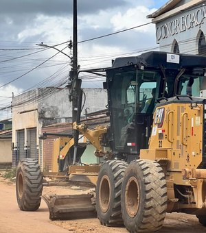 Pavimentação de ruas em Arapiraca avança no bairro Planalto