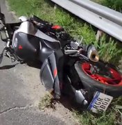 [Vídeo] Homem morre e mulher fica ferida em acidente de moto na Ponte Divaldo Suruagy