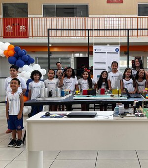 [Vídeo] Colégio Santa Esmeralda realiza primeira feira de tecnologia em Arapiraca