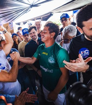 JHC intensifica agenda no Sertão de Alagoas e recebe manifestações de apoio popular