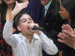 Pastor mirim se pronuncia após brincadeira sobre casa de R$ 34 milhões
