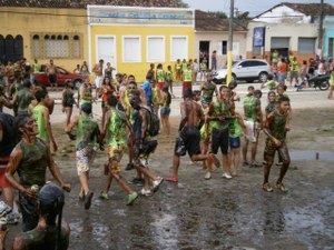 Carnaval de São José da Laje é regado a mel de engenho