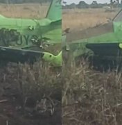 Avião agrícola faz pouso forçado e piloto é socorrido no município de Pilar
