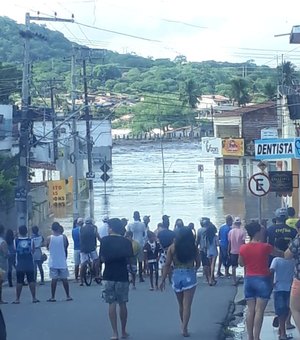 Enchente interdita BR-316, AL-130 e 'Ponte do Padre' em Santana