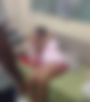 Jovem é assassinada com 14 tiros dentro de casa no Conjunto Rosane Collor, em Maceió