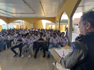 PM desenvolve ações preventivas através da Operação Paz nas Escolas