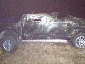Ex-vocalista da banda Noda de Caju morre em acidente na BR-232
