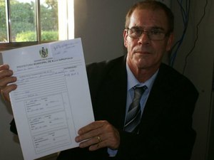 Servidores são presos fraudando documentos