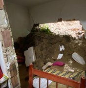 Barreira desliza e invade parede de quarto de crianças em Maragogi
