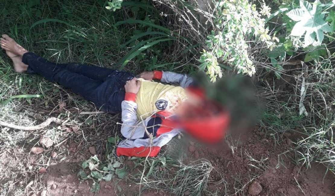 Homem é encontrado com rosto desfigurado em estrada de Arapiraca