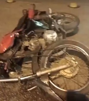Colisão entre carro e moto deixa motociclista ferido no Feitosa