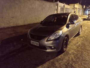 Carro com placa falsa de Recife é recuperado na parte alta de Maceió 