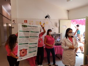 Maceió Rosa: Unidade de Saúde Robson Cavalcante realiza ação para usuárias
