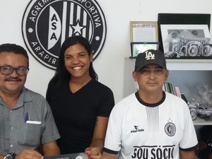 Sócios do ASA ajudam com trabalho voluntário para resgate do clube