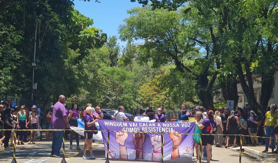 Tainara é enterrada sob aplausos e forte comoção: “Justiça”