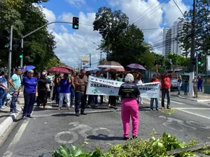 Profissionais do Hospital Veredas entram em greve por atrasos salariais e reivindicam pagamento do piso