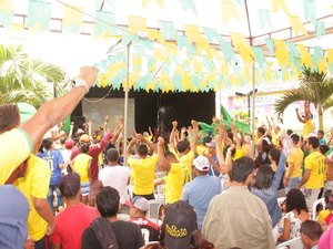 Projeto Copa da Praça mobiliza centenas de torcedores em Lagoa da Canoa