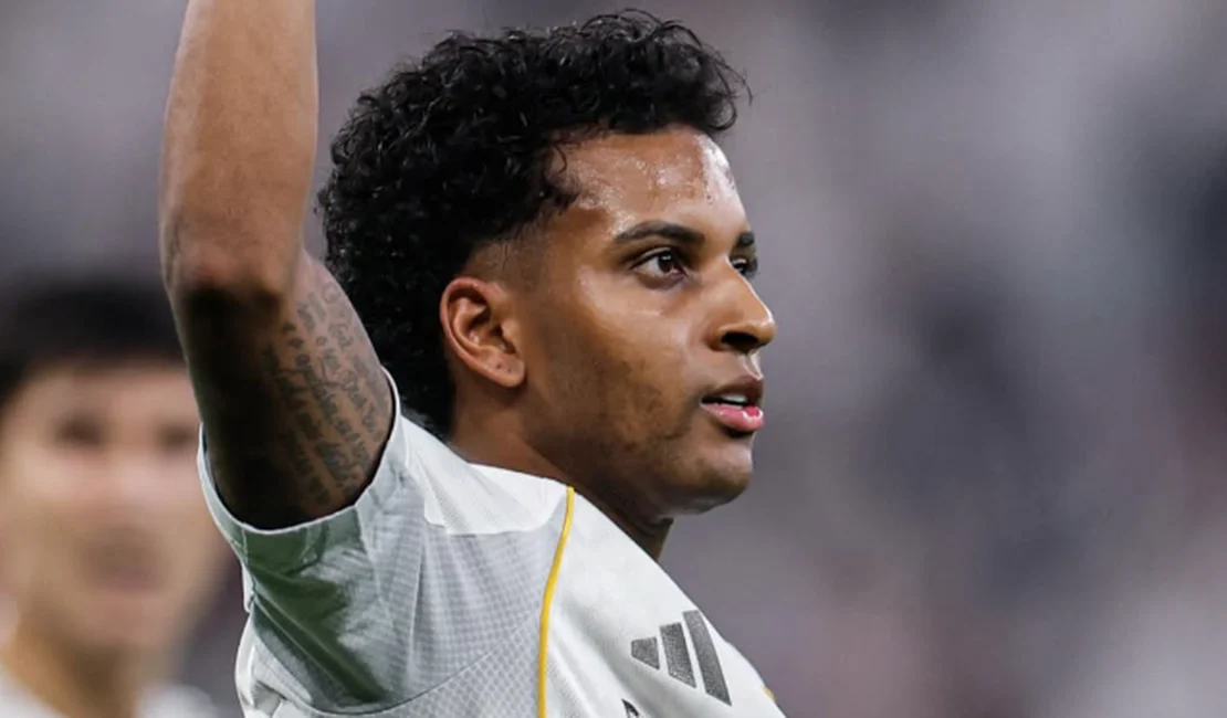 Rodrygo rompe ligamento do joelho e está fora da Copa, diz jornal