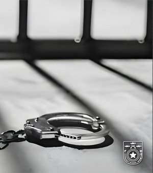 Polícia Militar prende homem foragido da Justiça em operação no Sertão