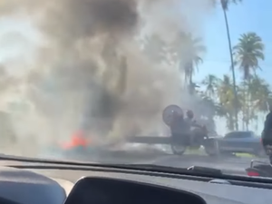 Moradores bloqueiam rodovia AL-220 em protesto contra falta de água em Marechal Deodoro