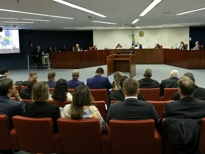 Supremo Tribunal Federal interroga 'kids pretos' que são réus pela trama golpista