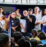 Antonio e Nivaldo Albuquerque são recebidos com festa em Maravilha